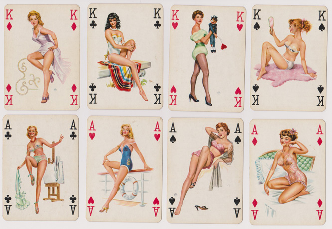 De magnifique Pin up des années 1940 dans ce très beau jeu de cartes en couleurs
